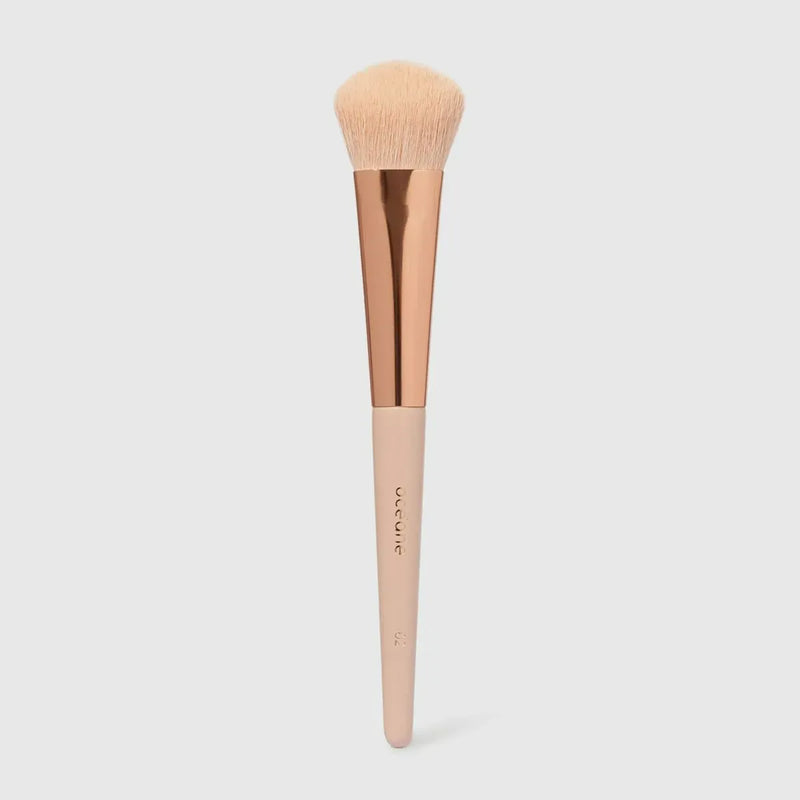 Pincel de Maquiagem Multifuncional Angulado - Soft Angled Brush Ocn2